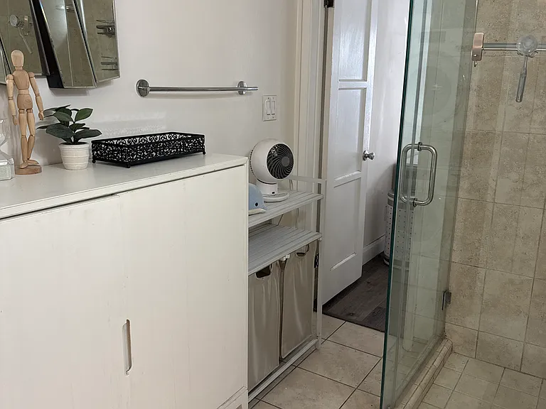 248 S Doheny Dr #1 — Photo 9