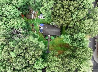 19 Park St, Mendon, MA 01756