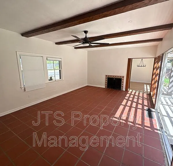 501 J St — Photo 7
