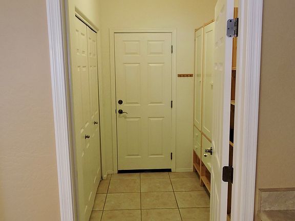 5th image of 437 N Cortina St