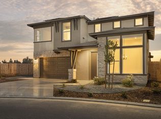 4537 S Ernest St, Visalia, CA 93277