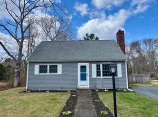 69 Morton Ave, Dartmouth, MA 02747