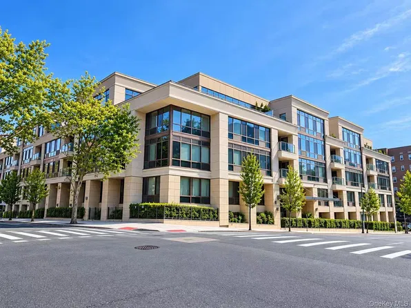 6405 Yellowstone Boulevard #PH502, Forest Hills, NY 11375
