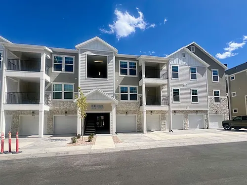 13713 S Hanley Ln #EE201 Photo 1