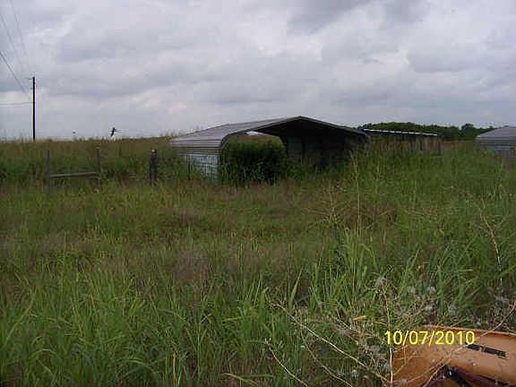 3rd image of 1057 County Road 697