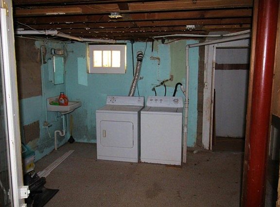 3rd image of 425 Warren Ave