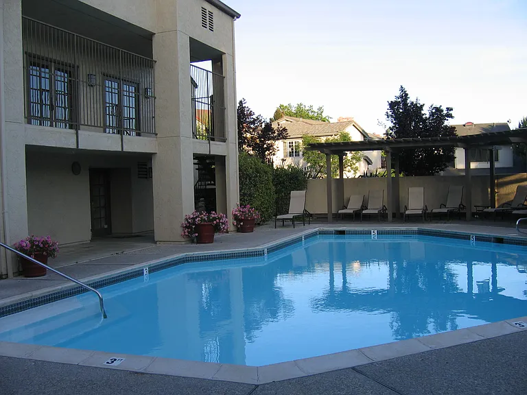 705 Canonbury Way #385 — Photo 11