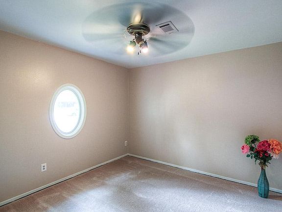 3rd image of 3810 Brookwoods Dr