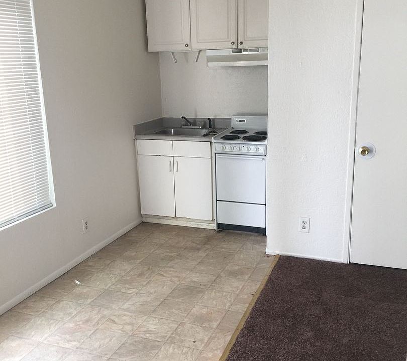 1st image of 2465 Fairmount Ave APT 6