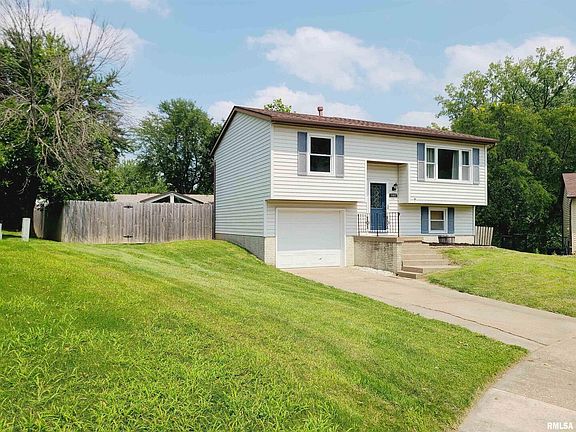 2nd image of 1505 Meadowbrook Ct