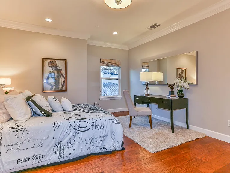 11858 Charsan Ln — Photo 32