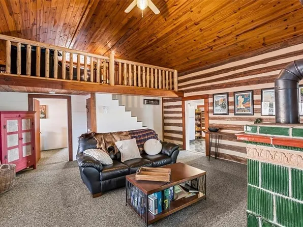 3863 Busbee Rd, Seagrove, NC 27341