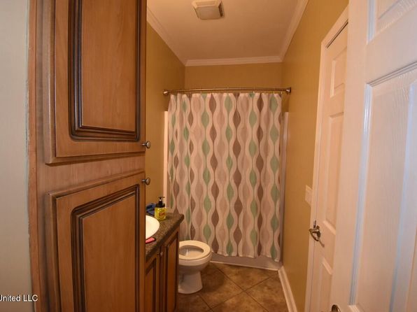 gulfport-mississippi-2103491340 picture