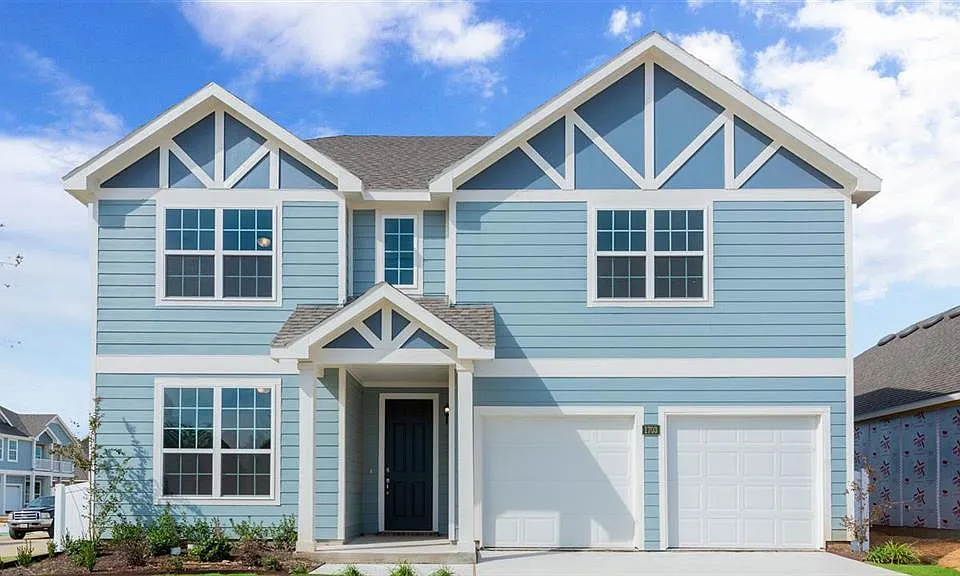 10032 Adams Ln