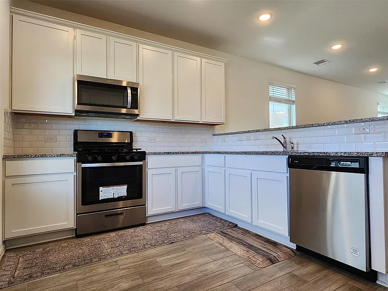 31322 Whitfield Ct — Photo 15