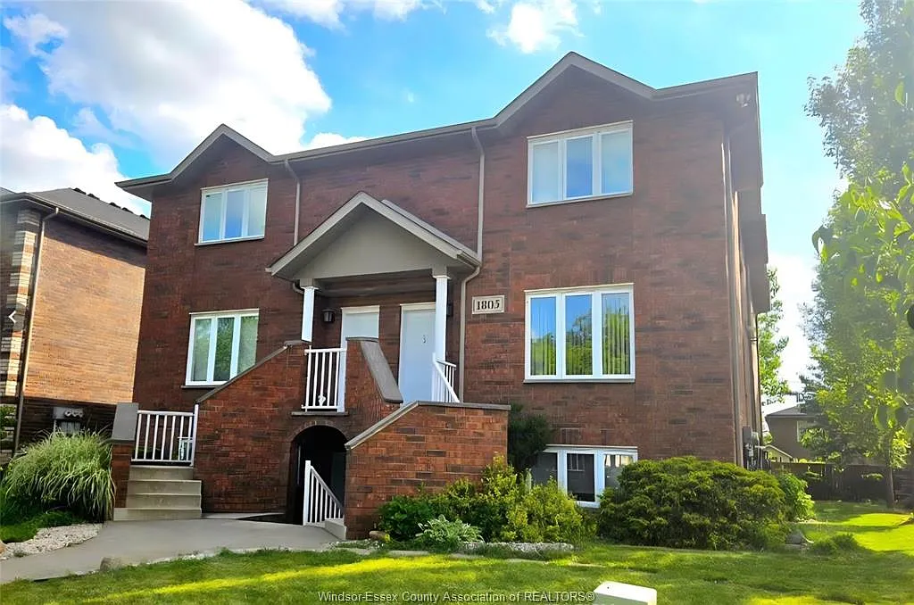 2 bed, 1.5 bath, $2,100 — Photo 1