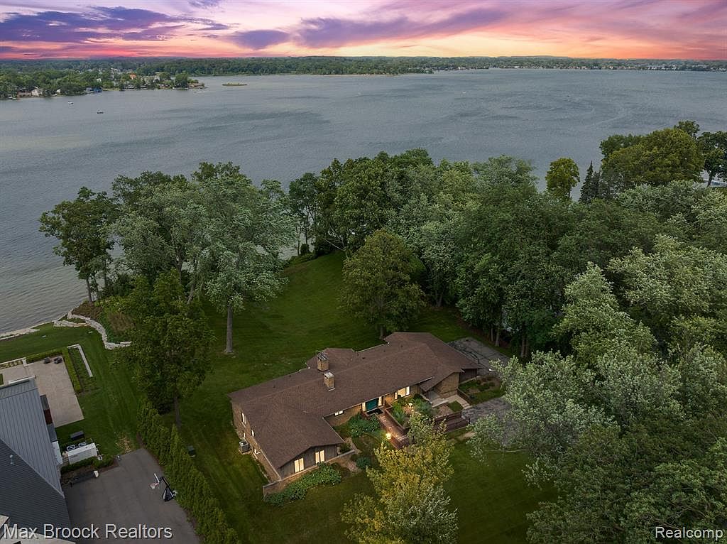 4550 Dow Ridge Rd, Orchard Lake, MI 48324 Zillow