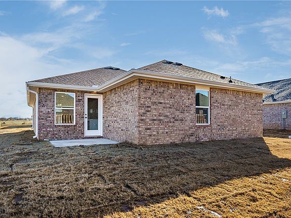 3rd image of 812 S Green Heron Ln
