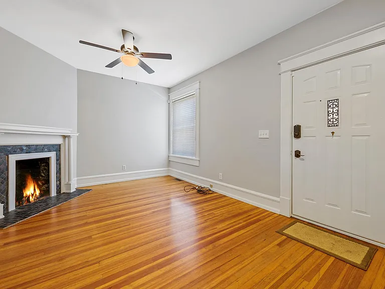 1367 N Marion St — Photo 9