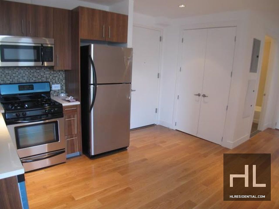 2nd image of 1222 30th Ave APT 5B