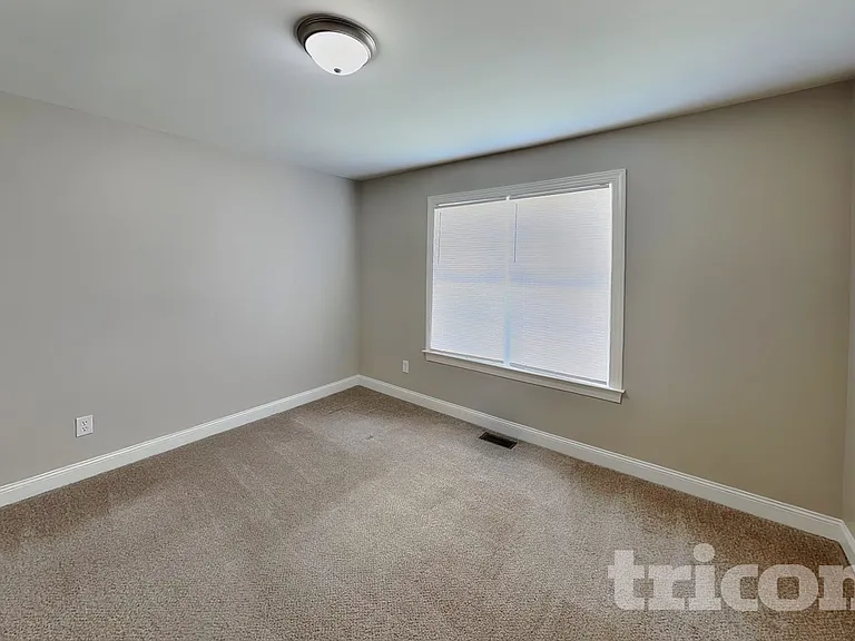 743 Faith St — Photo 12