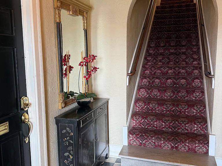 2129 River Blvd #6 — Photo 3