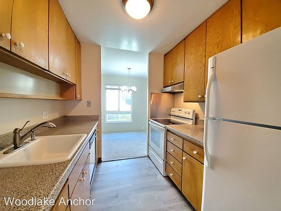 2nd image of 816 N Delaware St APT 201