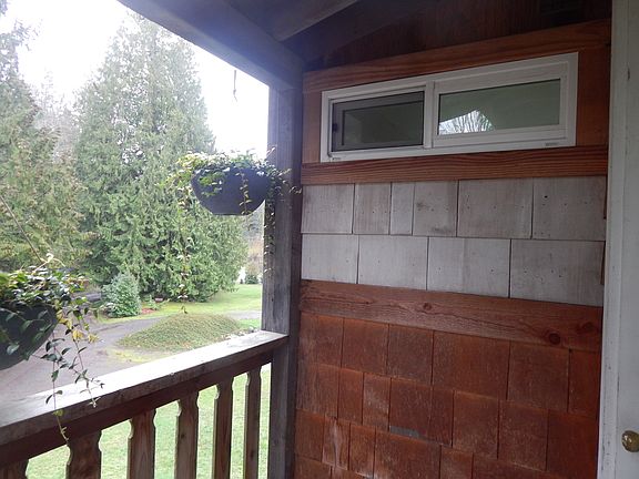 3rd image of 23851C Newellhurst Pl NE #C