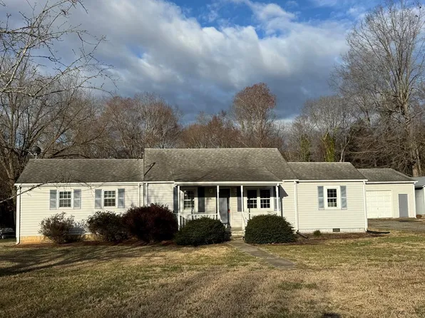 1036 Belt Blvd, South Boston, VA 24592