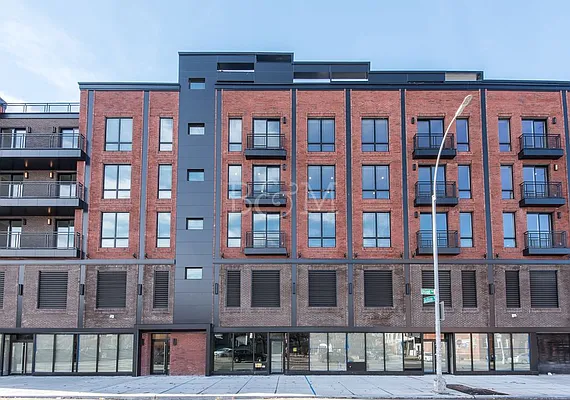 Rented by Brick&Mortar | media 33