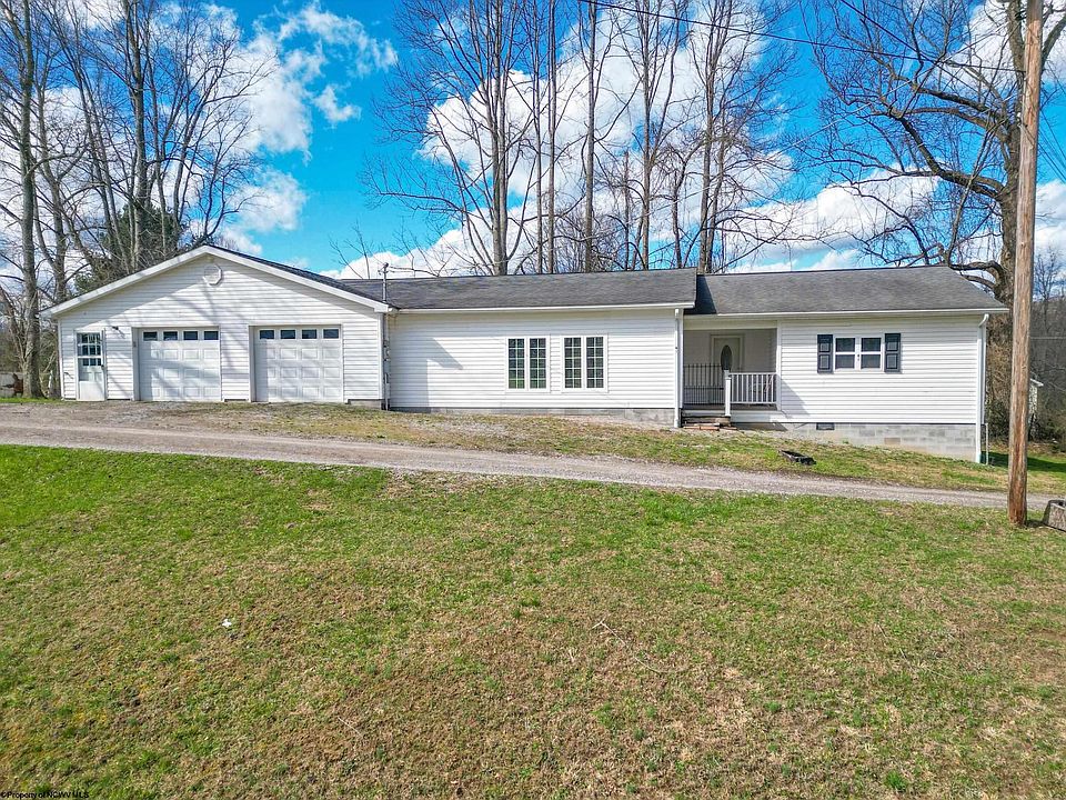 1st image of 61 Faircrest Dr