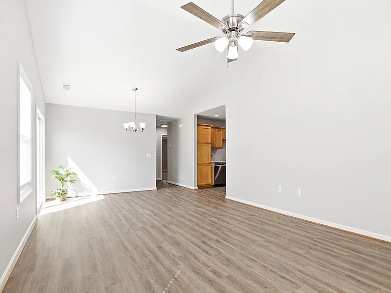 3707 Tuscany Valley Dr — Photo 4
