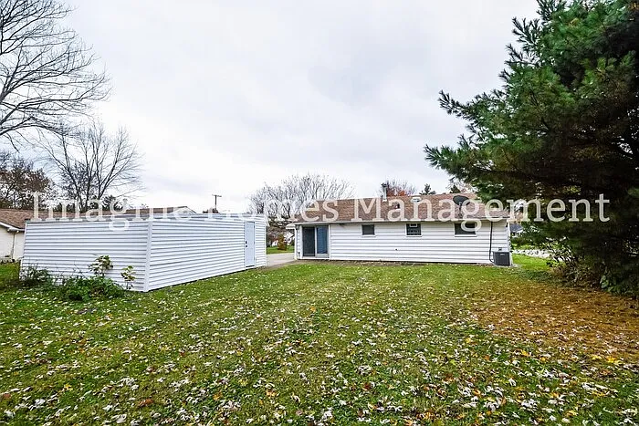 1879 Hillsdale Dr — Photo 13