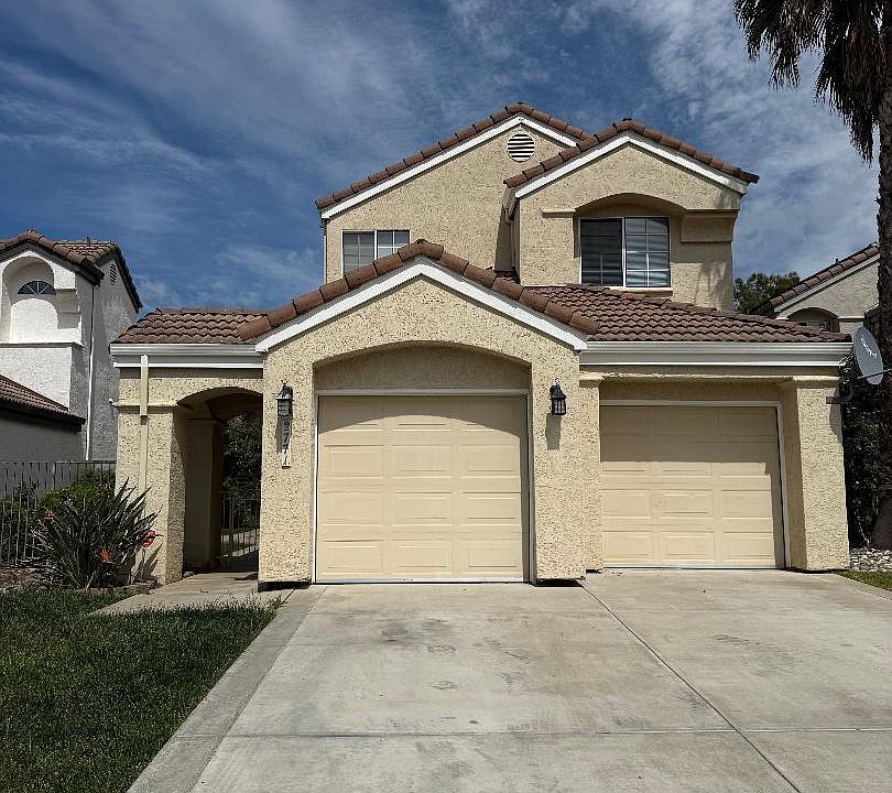 1st image of 2771 Cherry Hills Dr
