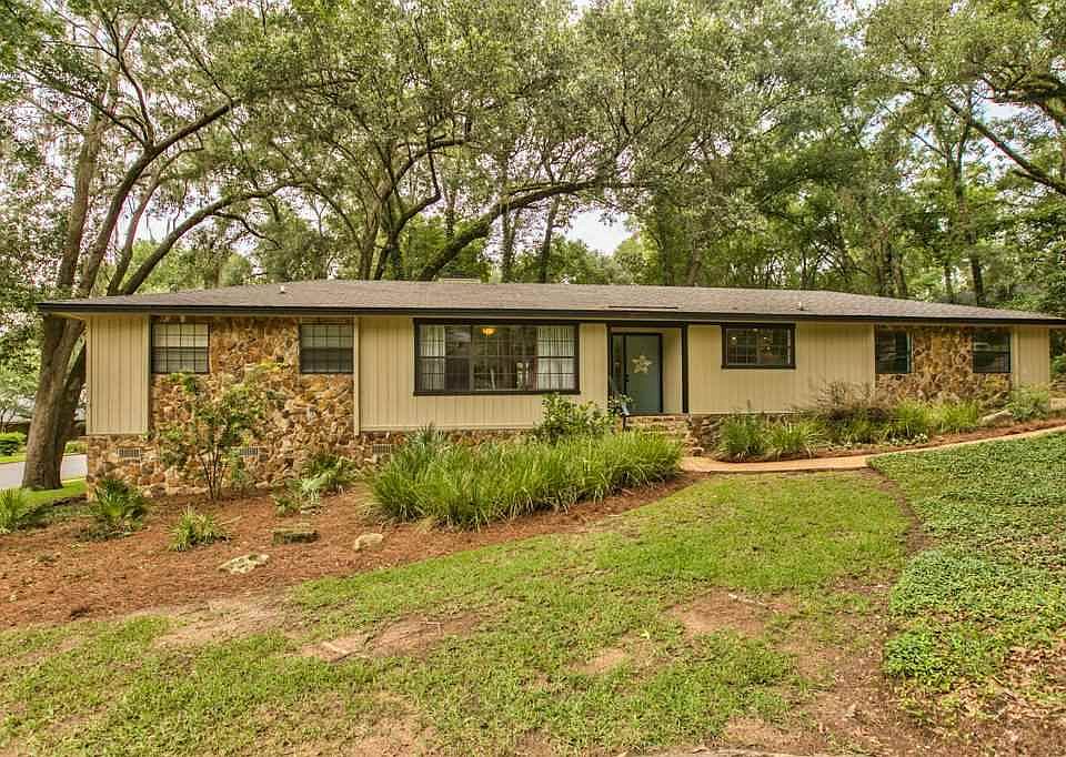 1st image of 3904 Forsythe Way
