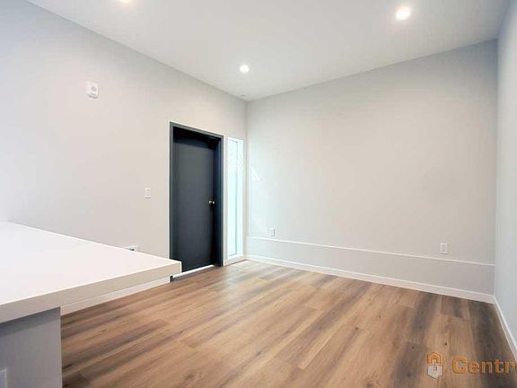4th image of 653 Arguello Blvd #A1