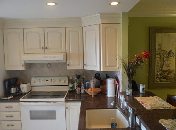 4th image of 1301 E Hillsboro Blvd APT 404