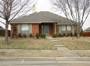 1325 Hunters Gln, Royse City, TX 75189