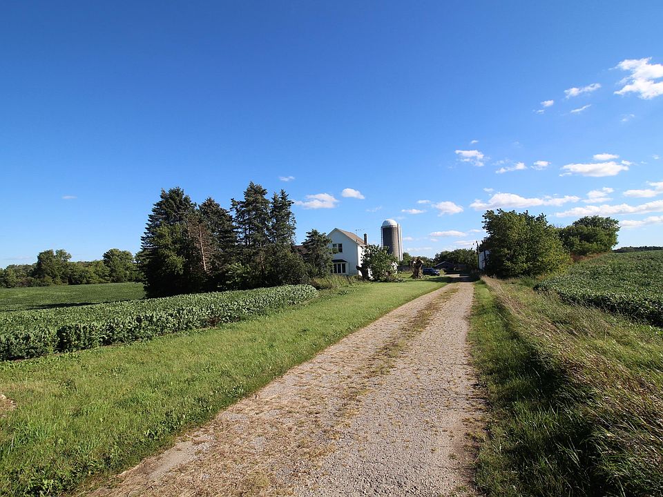 2nd image of W8837 County Rd W