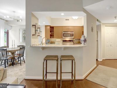 2400 Clarendon Blvd APT 105, Arlington, VA, 22201