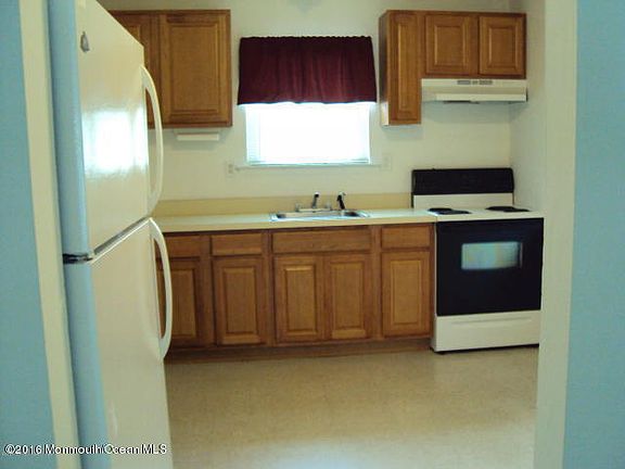 2nd image of 68 Briar Mills Dr