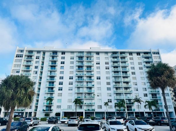 2841 NE 163rd St #2841