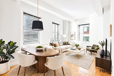 88 Greenwich Street, #518