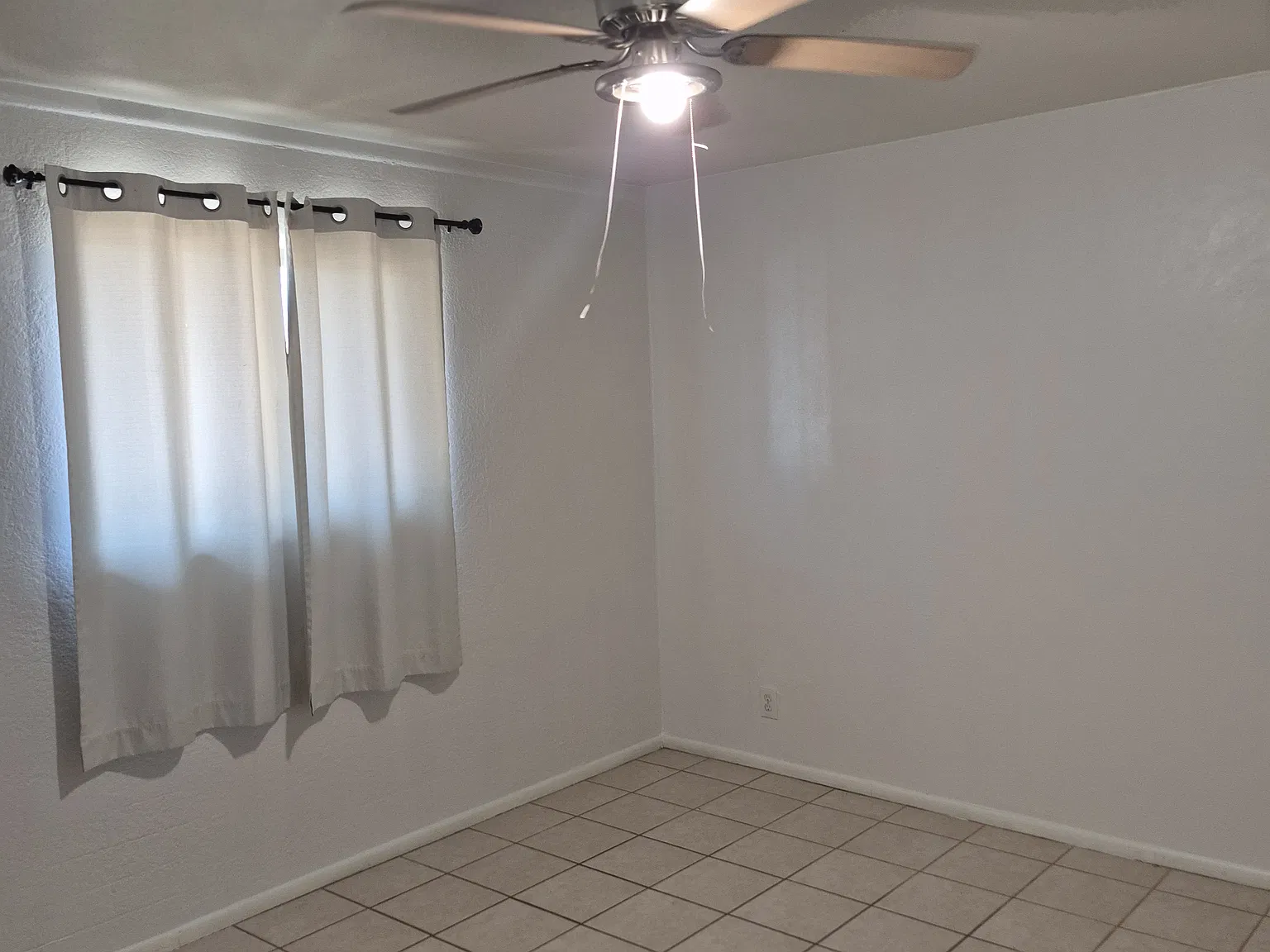 2 bed, 800 sqft, $1,295 — Photo 3
