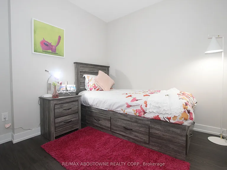 561 Sherbourne St #3207 — Photo 8