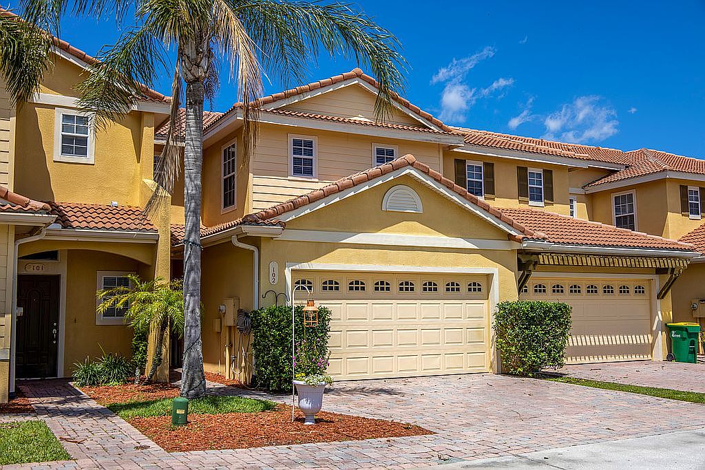 1410 Isabella Dr UNIT 102, Melbourne, FL 32935 Zillow
