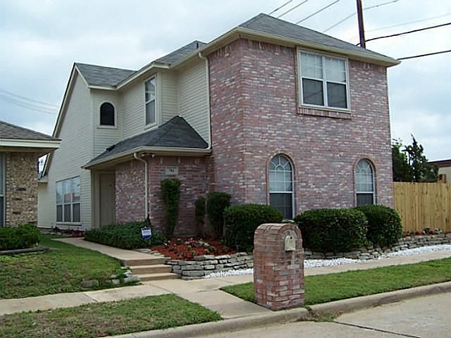 1st image of 701 Greenridge Dr
