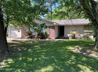 1680 Winchester St, Jackson, MS 39211