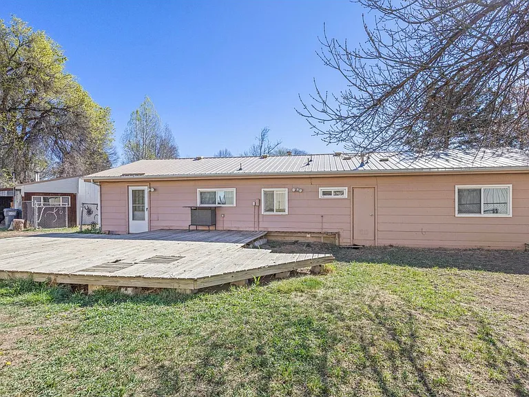 1912 Timberline Ln — Photo 18