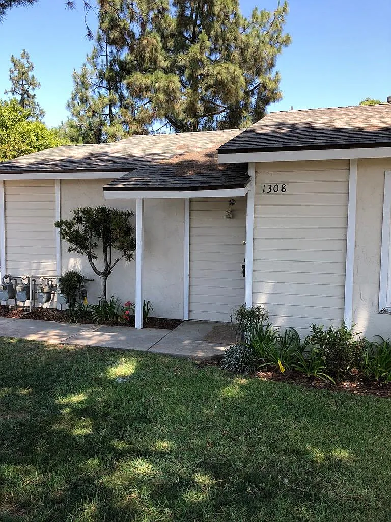 Building Photo - 1308 Marline Ave #1308